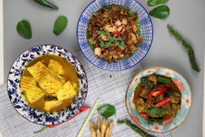 ร้านอาหารบ้านขมิ้น - Diya Hotel Srinakarin โรงแรมมุสลิมย่านศรีนครินทร์ ใกล้สนามบินสุวรรณภูมิ