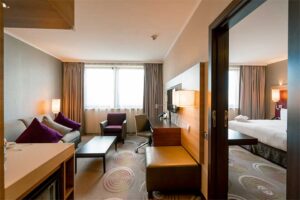 Connecting Room - Diya Hotel Srinakarin โรงแรมมุสลิมย่านศรีนครินทร์ ใกล้สนามบินสุวรรณภูมิ
