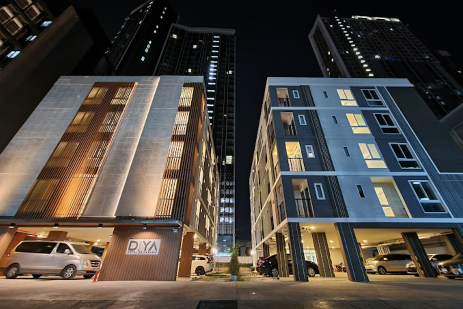 ราคาประหยัด พร้อมที่จอดรถ - Diya Hotel Srinakarin โรงแรมใกล้สนามบินสุวรรณภูมิ. ที่พักใกล้สุวรรณภูมิ