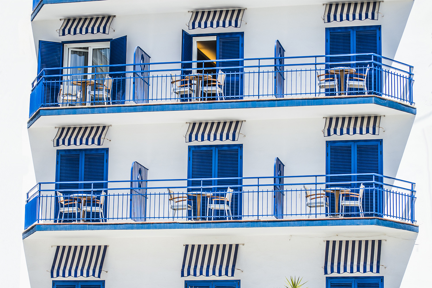 ศตวรรษที่ 20: โรงแรมเพื่อทุกกลุ่มนักเดินทาง - Diya Hotel Srinakarin โรงแรมใกล้สนามบินสุวรรณภูมิ. ที่พักใกล้สุวรรณภูมิ 