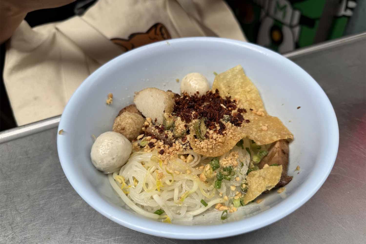 Kway Teow Roo - Diya Hotel Srinakarin โรงแรมใกล้สนามบินสุวรรณภูมิ. ที่พักใกล้สุวรรณภูมิ Kway Teow Roo - Diya Hotel Srinakarin โรงแรมใกล้สนามบินสุวรรณภูมิ. ที่พักใกล้สุวรรณภูมิ