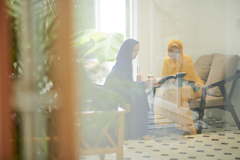 A Peaceful Stay Near a Mosque in Bangkok: DIYA Srinakarin Experience